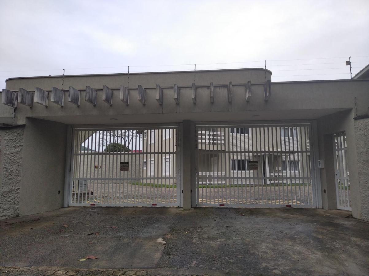 Terreo Em Maranduba Com Ar Condicionado Apartamento *